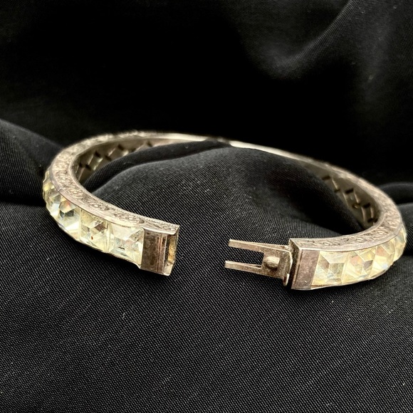 Fabulous Art Deco channel set crystals in sterling - Picture 5 of 5